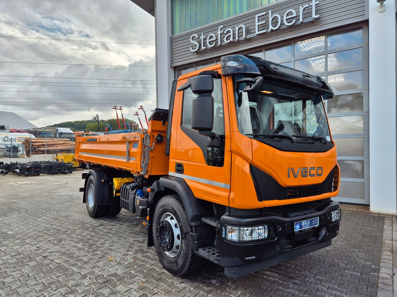 Iveco Eurocargo ML180E32K 4x2 Meiller AHK - Damperli kamyon: fotoğraf 3 Iveco Eurocargo ML180E32K 4x2 Meiller AHK - Damperli kamyon: fotoğraf 3