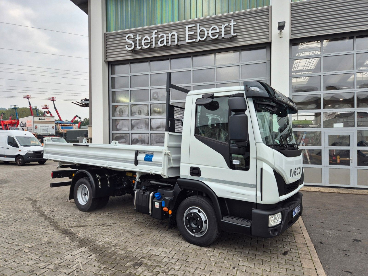 Iveco Eurocargo ML80E21 Meiller Kipper 2x AHK 3 Sitze - Damperli kamyonet: fotoğraf 5 Iveco Eurocargo ML80E21 Meiller Kipper 2x AHK 3 Sitze - Damperli kamyonet: fotoğraf 5