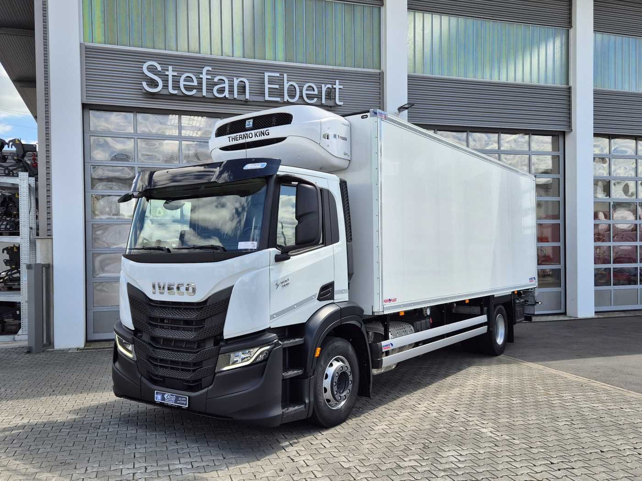 Iveco S-Way AD190S40/FP ThermoKing T-1000R LBW Tür AHK - Refrijeratör kamyon: fotoğraf 1 Iveco S-Way AD190S40/FP ThermoKing T-1000R LBW Tür AHK - Refrijeratör kamyon: fotoğraf 1