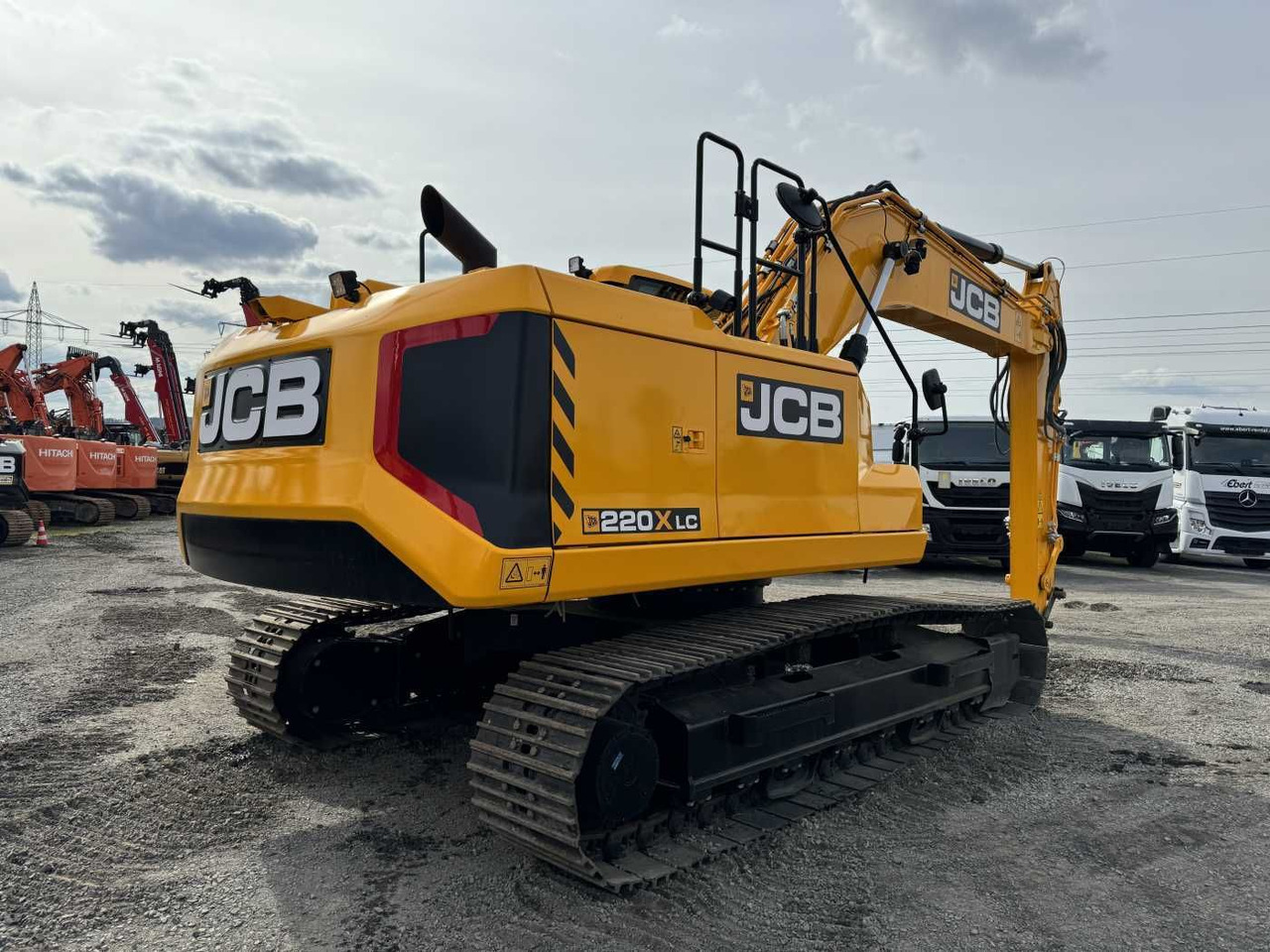 JCB 220X LC / DEMO / nur 70h / 2022 / X-Line PRO - Paletli ekskavatör: fotoğraf 4 JCB 220X LC / DEMO / nur 70h / 2022 / X-Line PRO - Paletli ekskavatör: fotoğraf 4