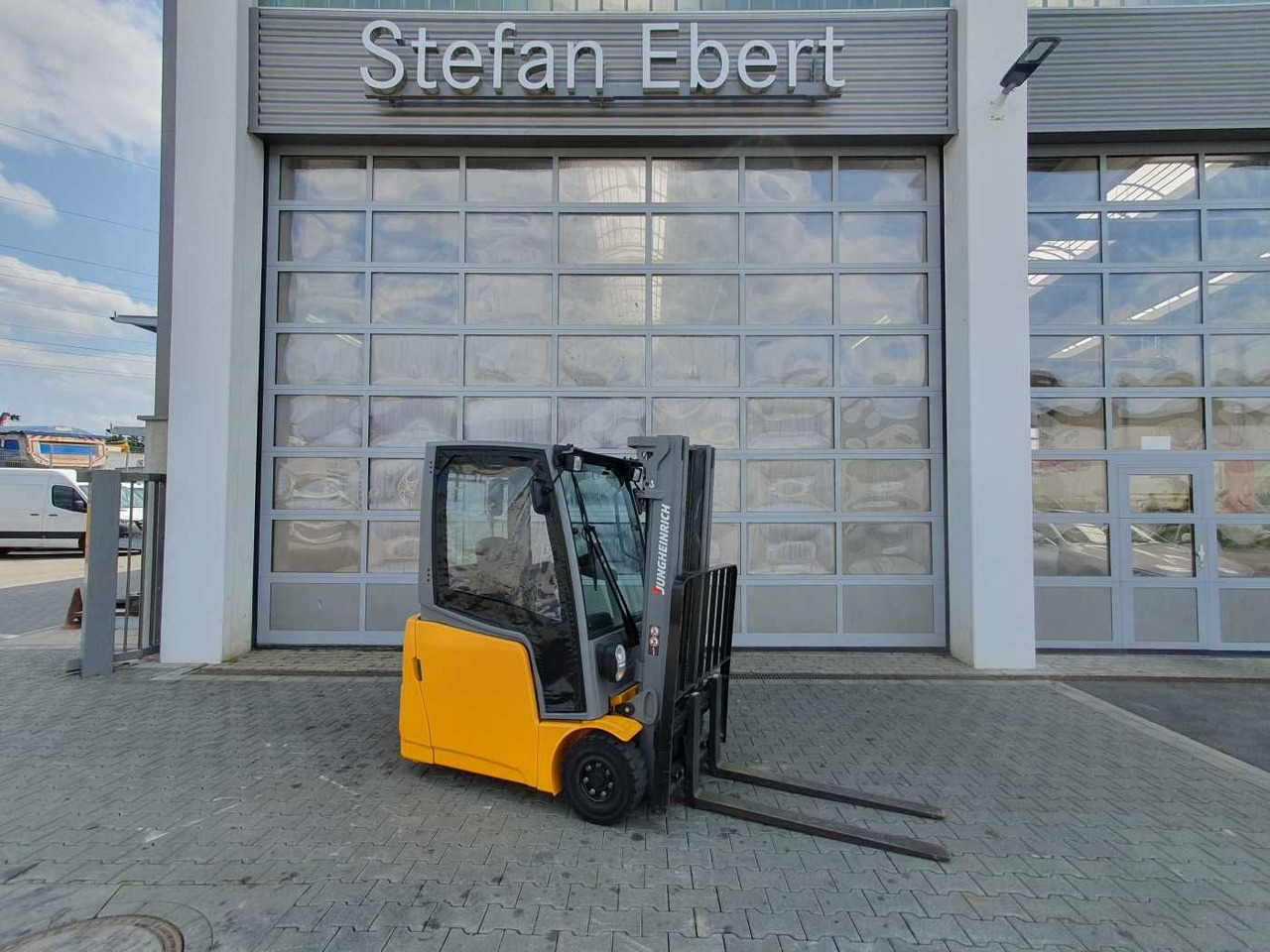 Jungheinrich EFG 215 / Triplex 4.25m / SS / nur 1.680h / 2021 - Elektrikli forklift: fotoğraf 1 Jungheinrich EFG 215 / Triplex 4.25m / SS / nur 1.680h / 2021 - Elektrikli forklift: fotoğraf 1