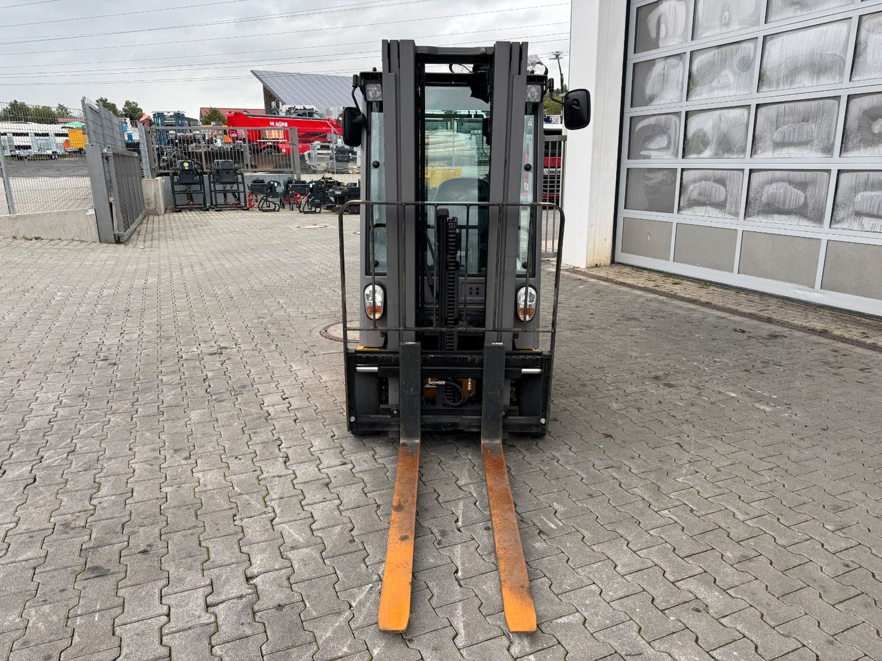Jungheinrich EFG 215 / Triplex: 4.25m! / SS / nur 2.819h! - Elektrikli forklift: fotoğraf 4 Jungheinrich EFG 215 / Triplex: 4.25m! / SS / nur 2.819h! - Elektrikli forklift: fotoğraf 4