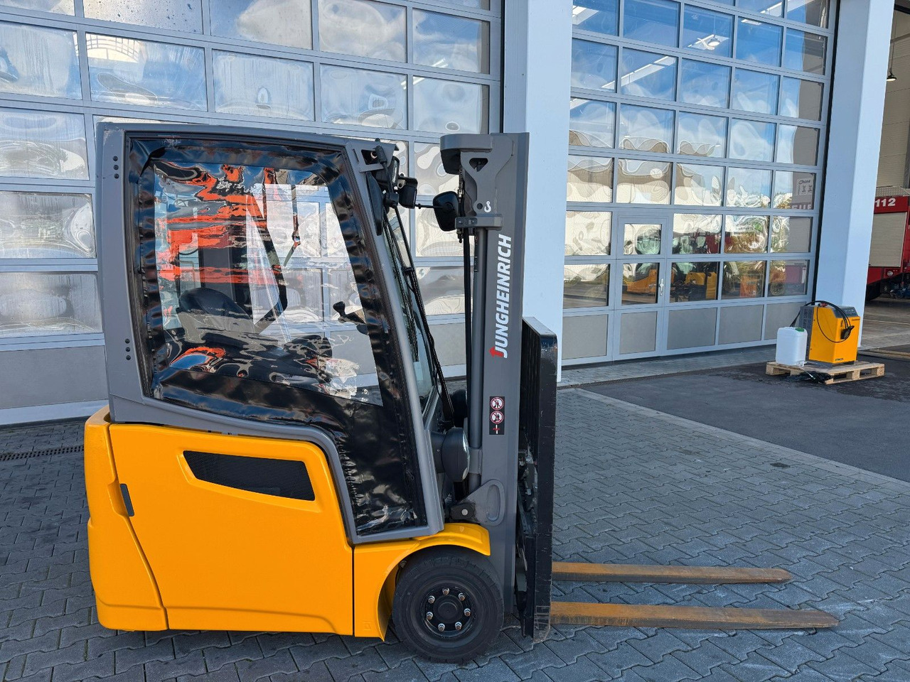 Jungheinrich EFG 215 / Triplex: 4.25m! / SS / nur 2.865h! - Elektrikli forklift: fotoğraf 2 Jungheinrich EFG 215 / Triplex: 4.25m! / SS / nur 2.865h! - Elektrikli forklift: fotoğraf 2