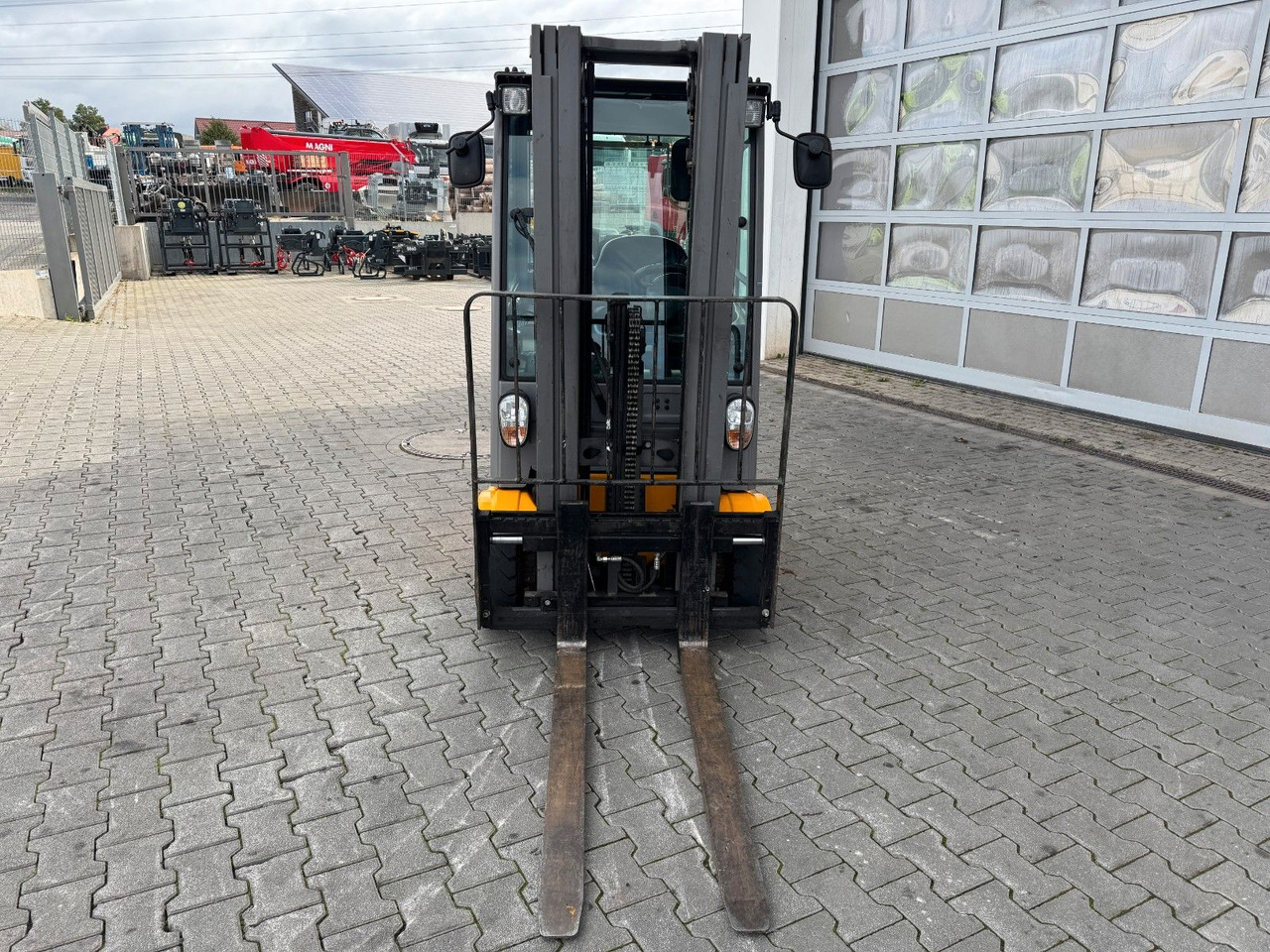 Jungheinrich EFG 215 / Triplex: 4.25m! / SS / nur 716h! - Elektrikli forklift: fotoğraf 4 Jungheinrich EFG 215 / Triplex: 4.25m! / SS / nur 716h! - Elektrikli forklift: fotoğraf 4