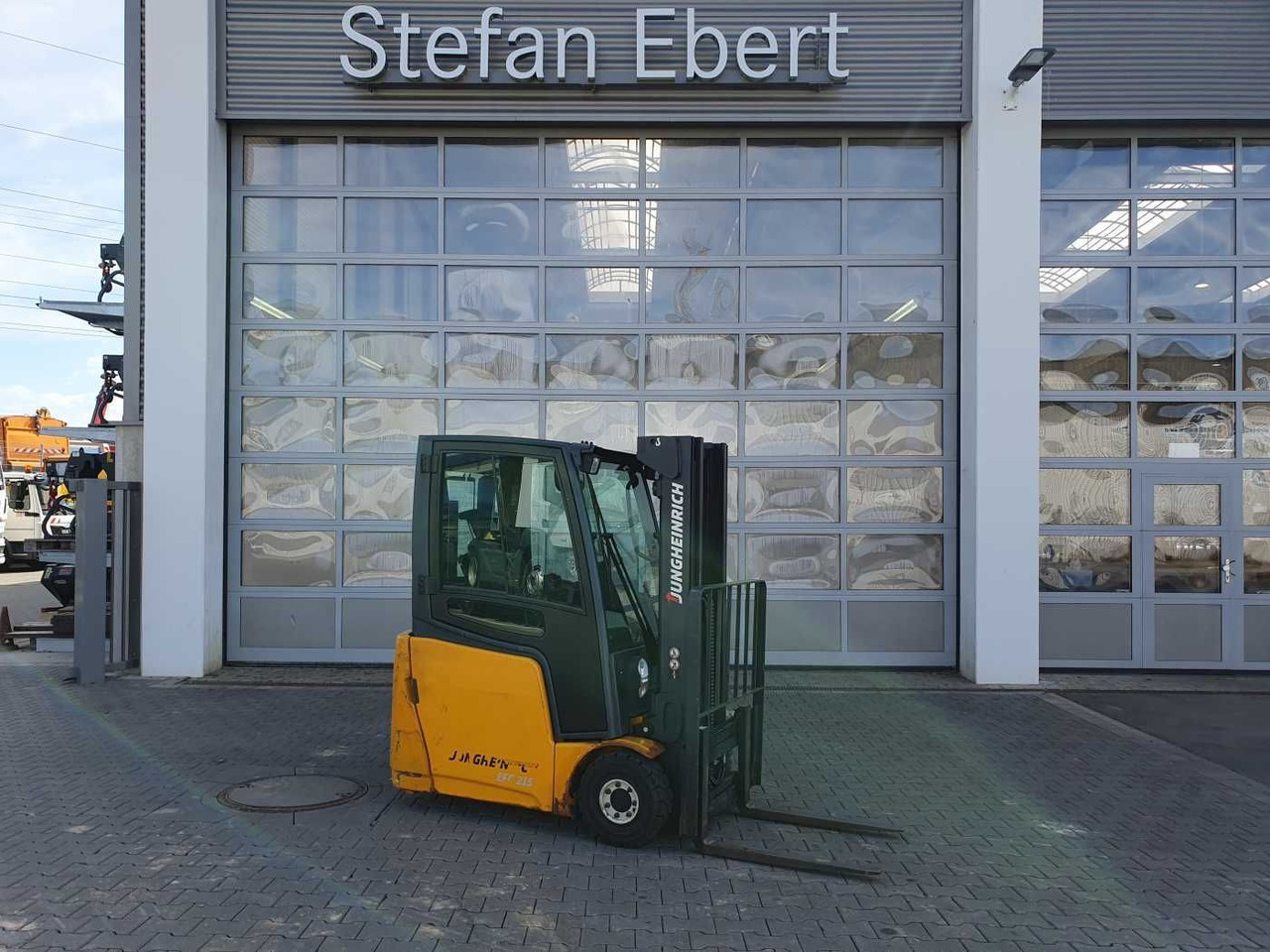 Jungheinrich EFG 215 / Triplex: 4.35m! / SS / nur 2.054h! - Elektrikli forklift: fotoğraf 1 Jungheinrich EFG 215 / Triplex: 4.35m! / SS / nur 2.054h! - Elektrikli forklift: fotoğraf 1