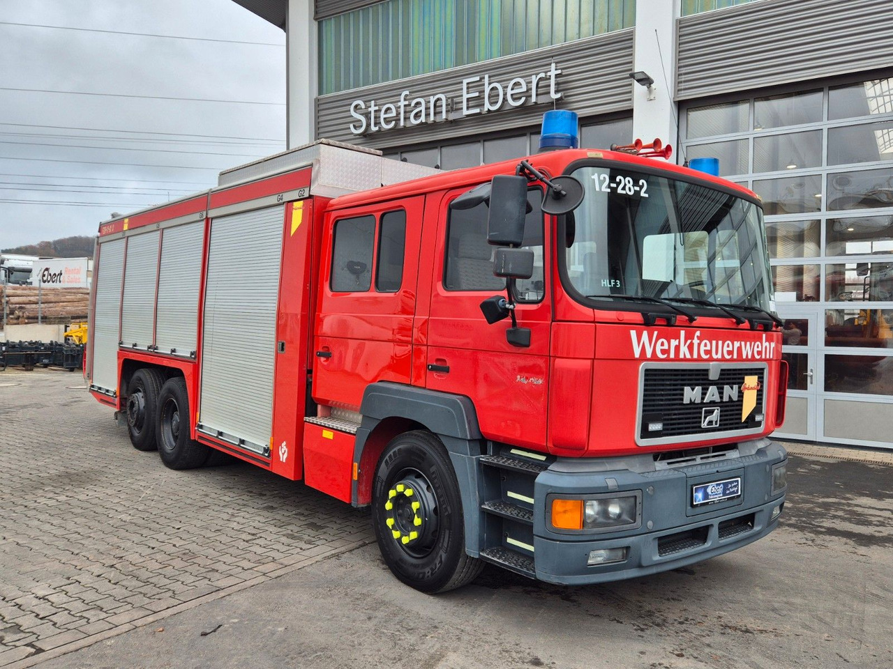 MAN FE 26.360 LF 8 Löschfahrzeug - Kamyon: fotoğraf 2 MAN FE 26.360 LF 8 Löschfahrzeug - Kamyon: fotoğraf 2