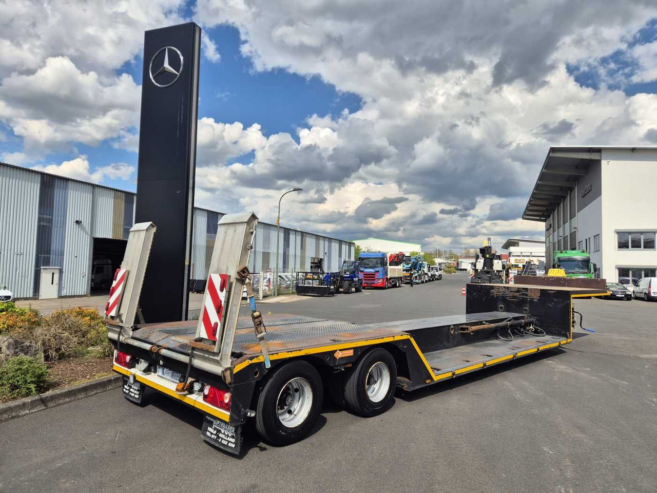 LinTrailers S2A 14 LSDN Teleskopierbar BPW-Achsen 57.000km - Alçak çerçeveli platform dorse: fotoğraf 1 LinTrailers S2A 14 LSDN Teleskopierbar BPW-Achsen 57.000km - Alçak çerçeveli platform dorse: fotoğraf 1