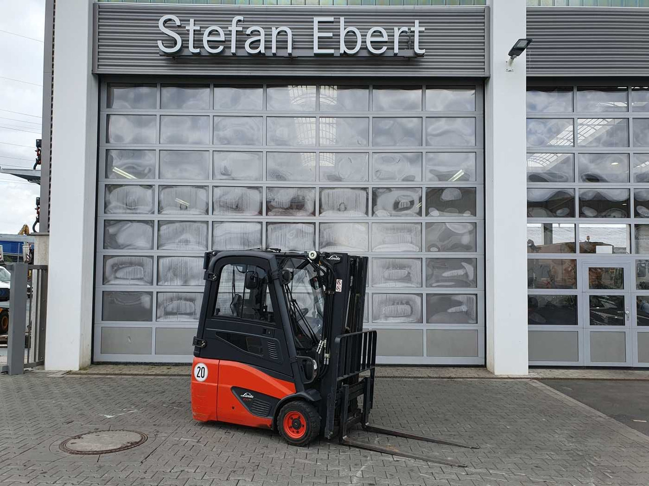 Linde E14 - 02 / Triplex: 4.00m! / SS / nur 2.119h! - Elektrikli forklift: fotoğraf 1 Linde E14 - 02 / Triplex: 4.00m! / SS / nur 2.119h! - Elektrikli forklift: fotoğraf 1