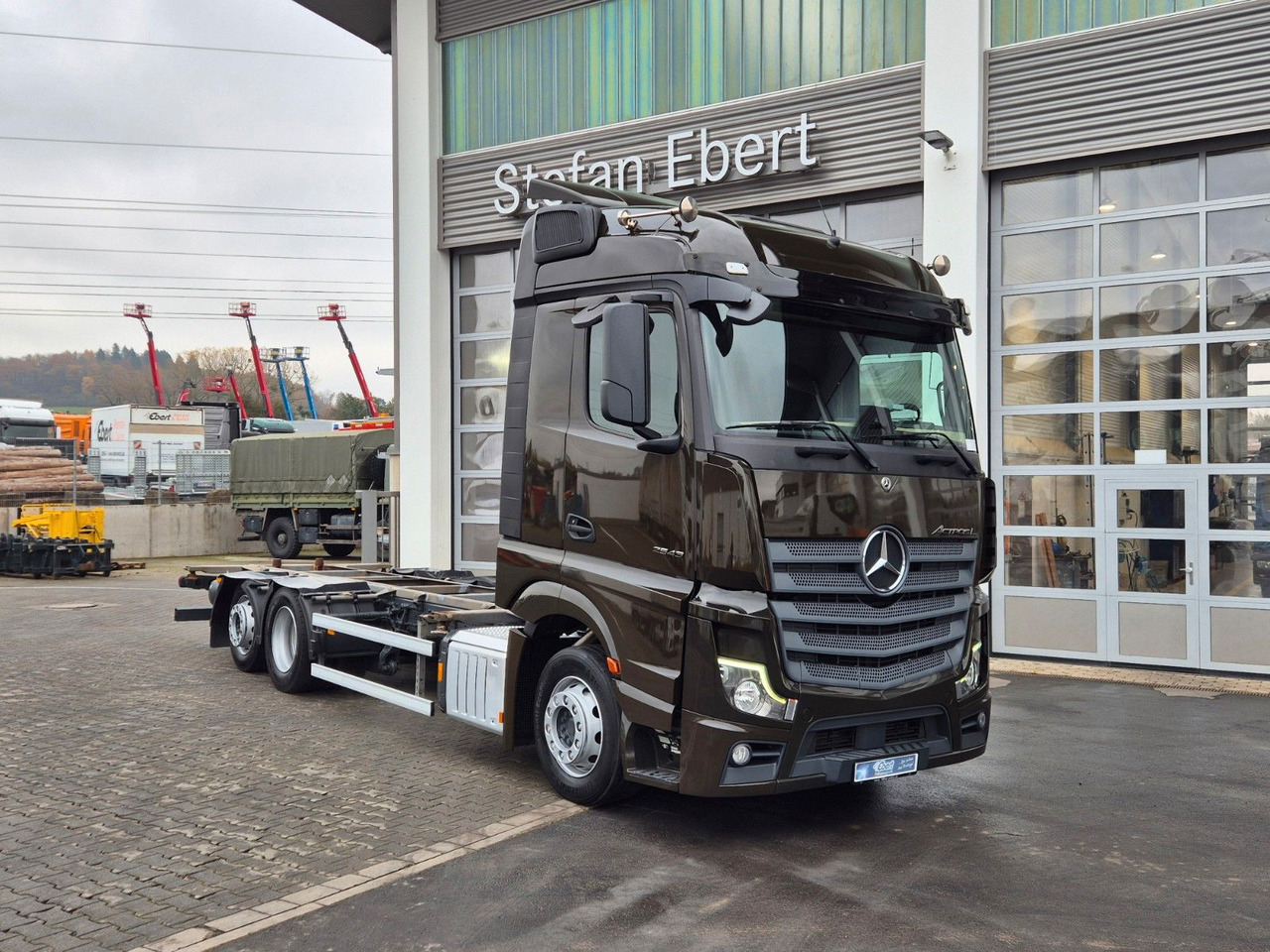 Mercedes-Benz Actros 2543 LnR 6x2 Retarder - Konteynır taşıyıcı/ Yedek karoser kamyon: fotoğraf 4 Mercedes-Benz Actros 2543 LnR 6x2 Retarder - Konteynır taşıyıcı/ Yedek karoser kamyon: fotoğraf 4