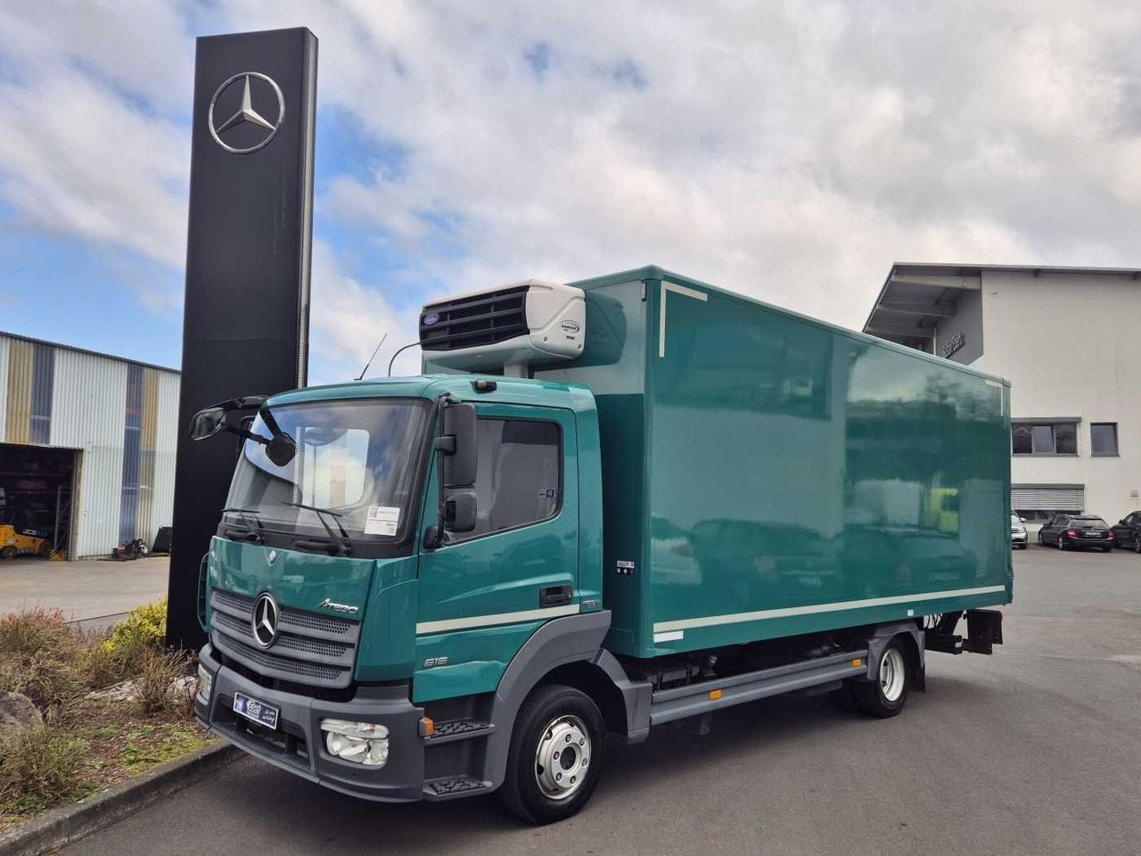 Mercedes-Benz Atego 816 L Carrier Xarios 500 Ladebordwand Tür - Frigorifik kamyonet: fotoğraf 2 Mercedes-Benz Atego 816 L Carrier Xarios 500 Ladebordwand Tür - Frigorifik kamyonet: fotoğraf 2