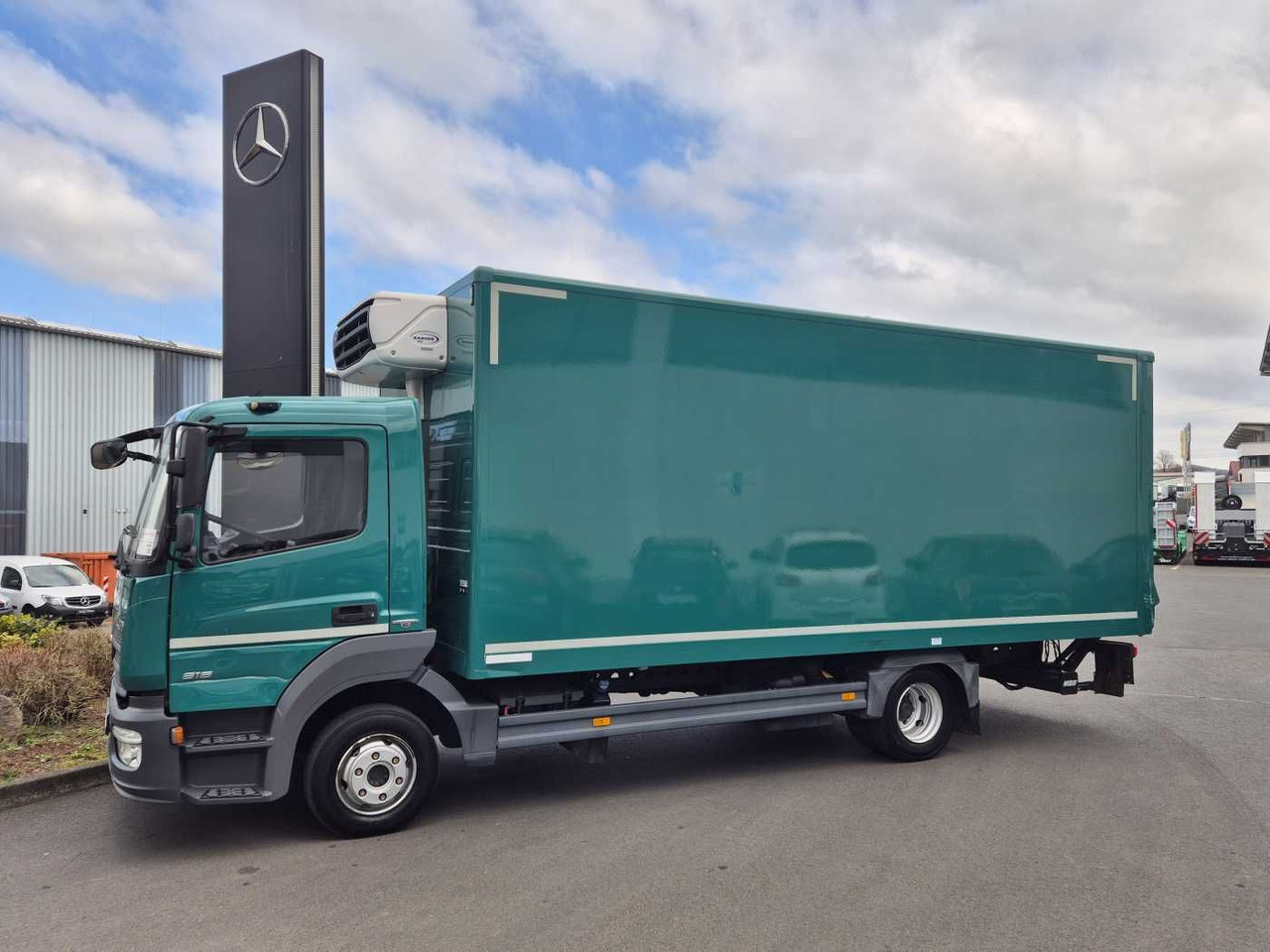 Mercedes-Benz Atego 816 L Carrier Xarios 500 Ladebordwand Tür - Frigorifik kamyonet: fotoğraf 3 Mercedes-Benz Atego 816 L Carrier Xarios 500 Ladebordwand Tür - Frigorifik kamyonet: fotoğraf 3