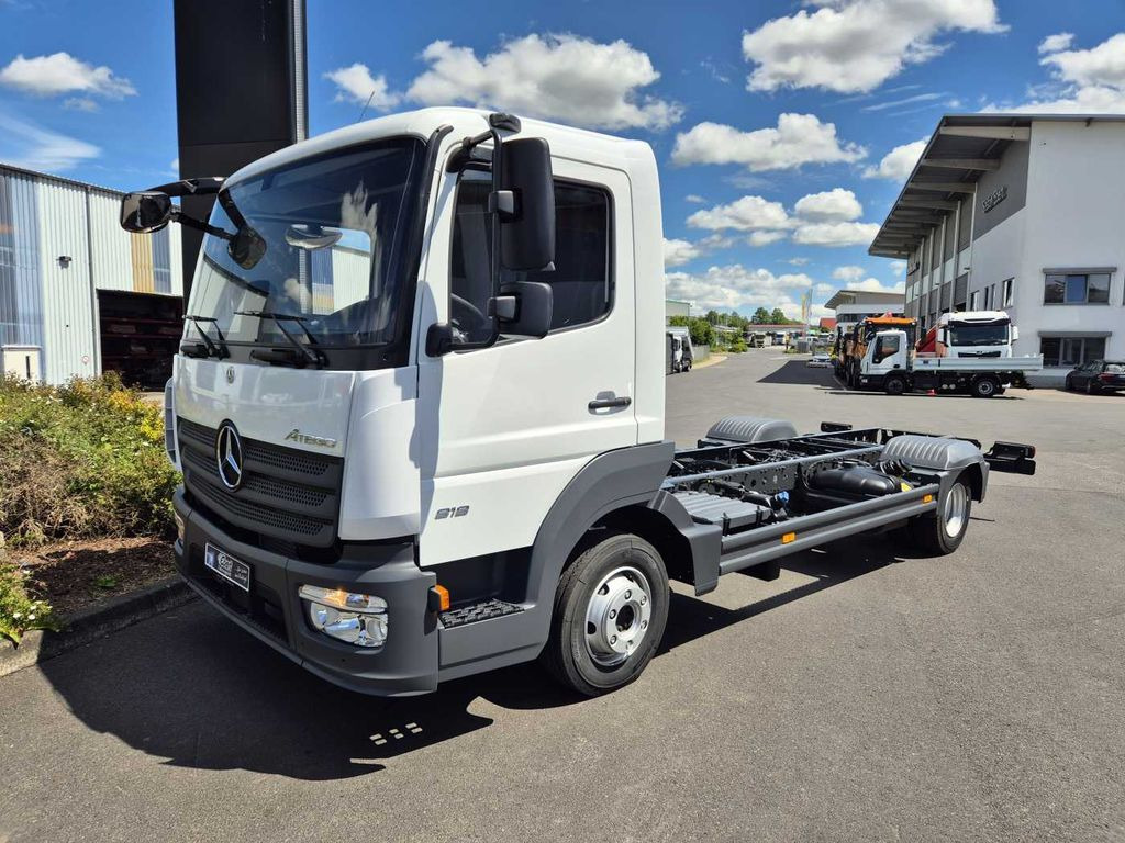 Mercedes-Benz Atego 818 L Fahrgestell, 6 Stück vorhanden  - Şasi kamyon: fotoğraf 2 Mercedes-Benz Atego 818 L Fahrgestell, 6 Stück vorhanden  - Şasi kamyon: fotoğraf 2