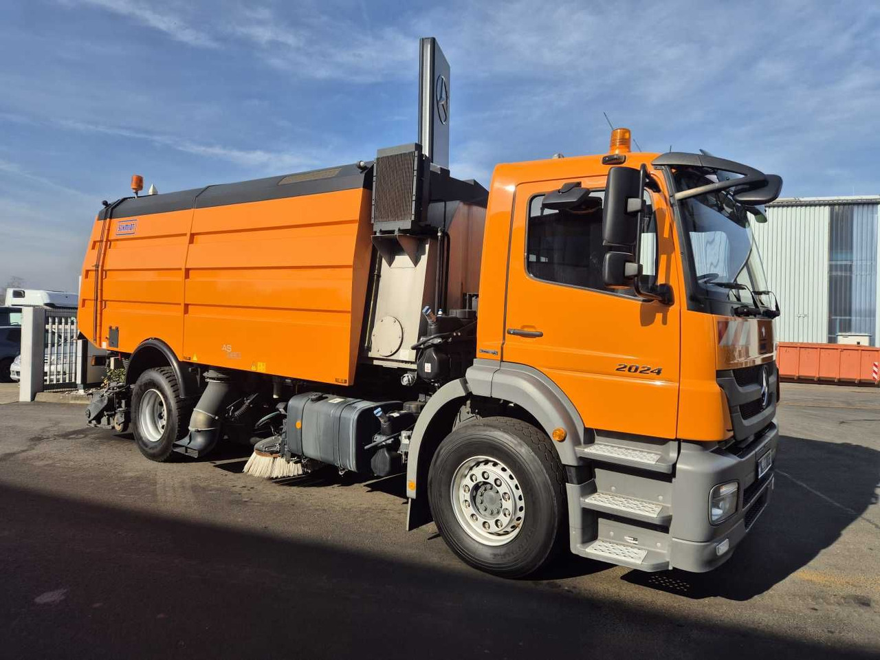 Mercedes-Benz Axor 2024 L Schmidt Airportsweeper AS 990 - Yol süpürme aracı: fotoğraf 2 Mercedes-Benz Axor 2024 L Schmidt Airportsweeper AS 990 - Yol süpürme aracı: fotoğraf 2