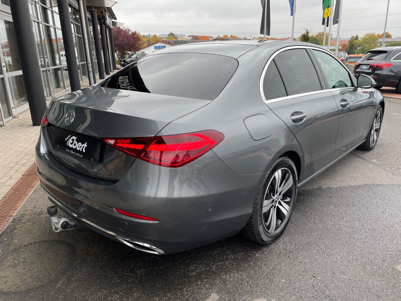 Mercedes-Benz C 180 AVANTGARDE R-Kamera+AHK+TOTW+Ambiente - Sedan araba: fotoğraf 4 Mercedes-Benz C 180 AVANTGARDE R-Kamera+AHK+TOTW+Ambiente - Sedan araba: fotoğraf 4