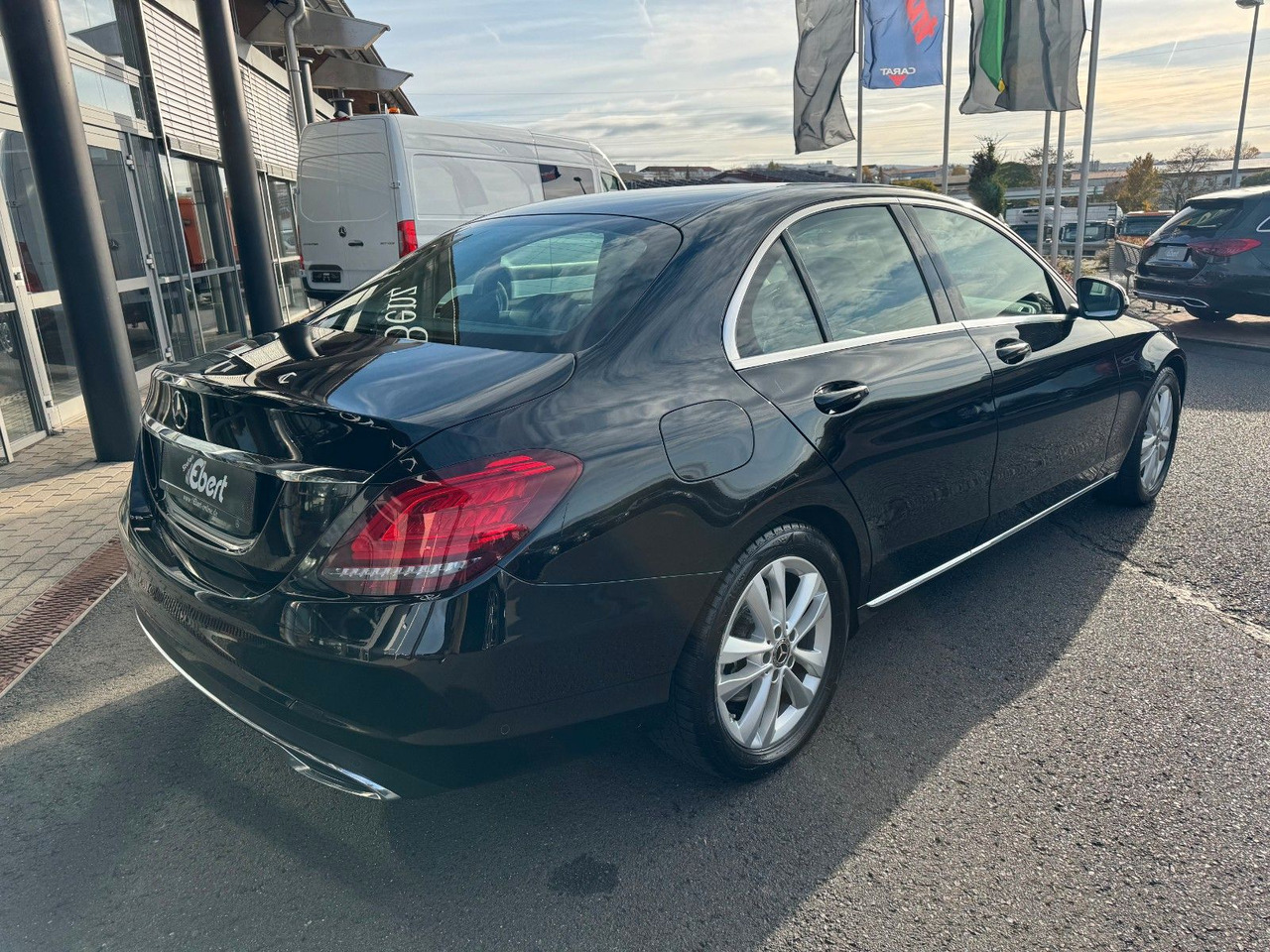 Mercedes-Benz C 200 C Limousine+Avantgarde+AHK+RFK+TotW - Sedan araba: fotoğraf 4 Mercedes-Benz C 200 C Limousine+Avantgarde+AHK+RFK+TotW - Sedan araba: fotoğraf 4