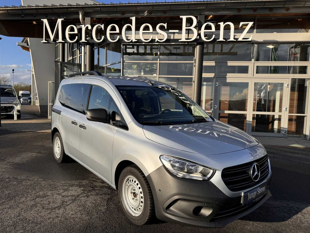 Mercedes-Benz Citan 110 CDI Tourer Klima AHK Kamera MBUX Tempo - Minivan: fotoğraf 1 Mercedes-Benz Citan 110 CDI Tourer Klima AHK Kamera MBUX Tempo - Minivan: fotoğraf 1
