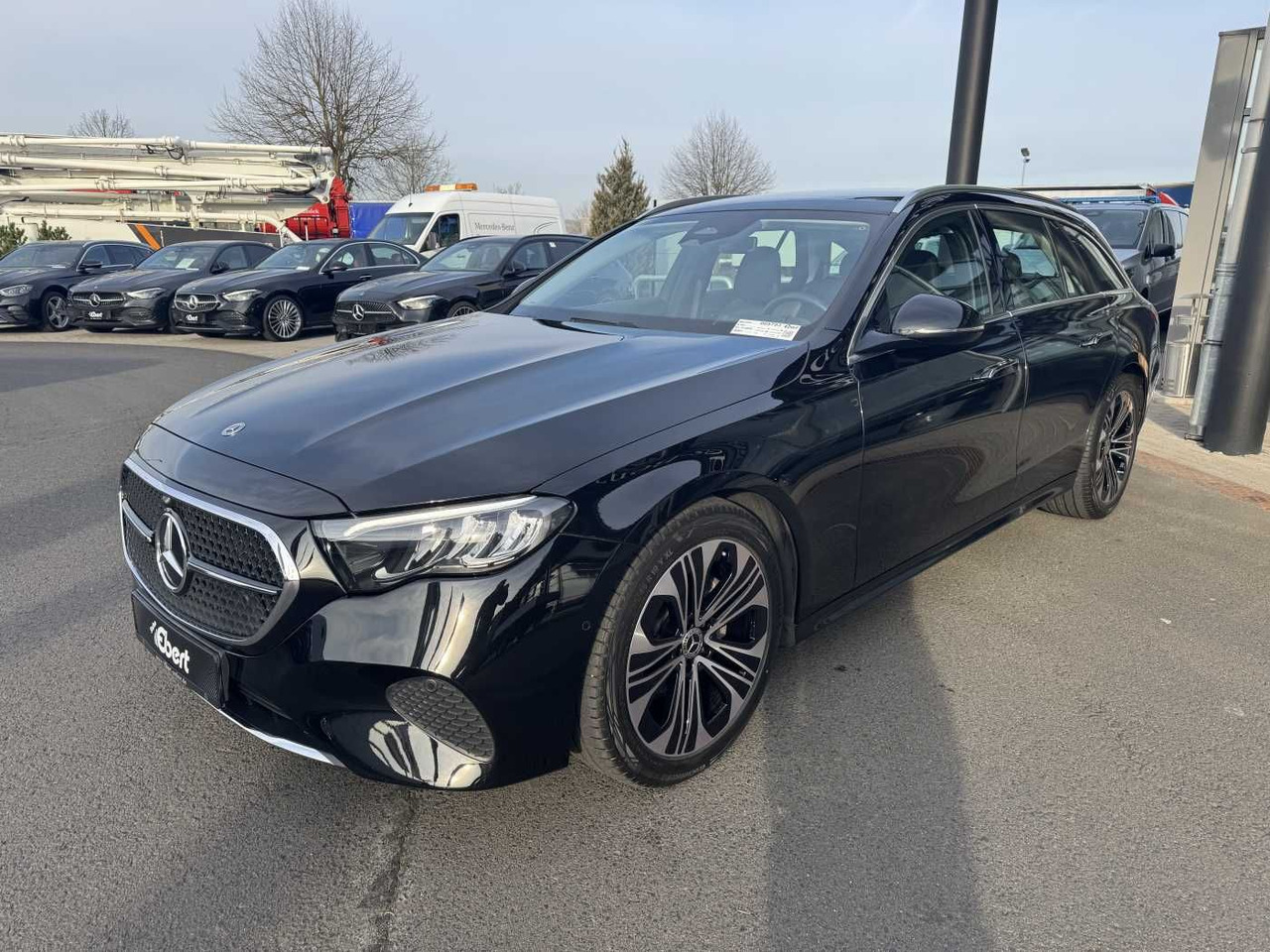 Mercedes-Benz E 200 T AVANTGARDE+DistrPlus+Pano+ AHK+Ambiente - Binek araba: fotoğraf 2 Mercedes-Benz E 200 T AVANTGARDE+DistrPlus+Pano+ AHK+Ambiente - Binek araba: fotoğraf 2