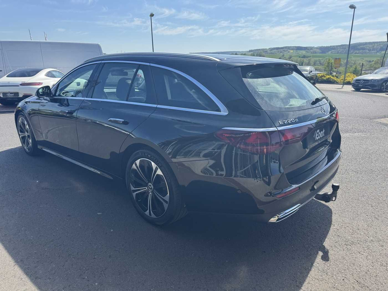 Mercedes-Benz E 220d Avantgarde+Pano+AHK+Distr+19Zoll+MBUX - Station wagon: fotoğraf 3 Mercedes-Benz E 220d Avantgarde+Pano+AHK+Distr+19Zoll+MBUX - Station wagon: fotoğraf 3
