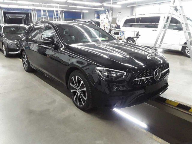 Mercedes-Benz E 300 T de 4M AMG+AHK+Distr+Burm+ R-Kamera+Carpl - Binek araba: fotoğraf 2 Mercedes-Benz E 300 T de 4M AMG+AHK+Distr+Burm+ R-Kamera+Carpl - Binek araba: fotoğraf 2