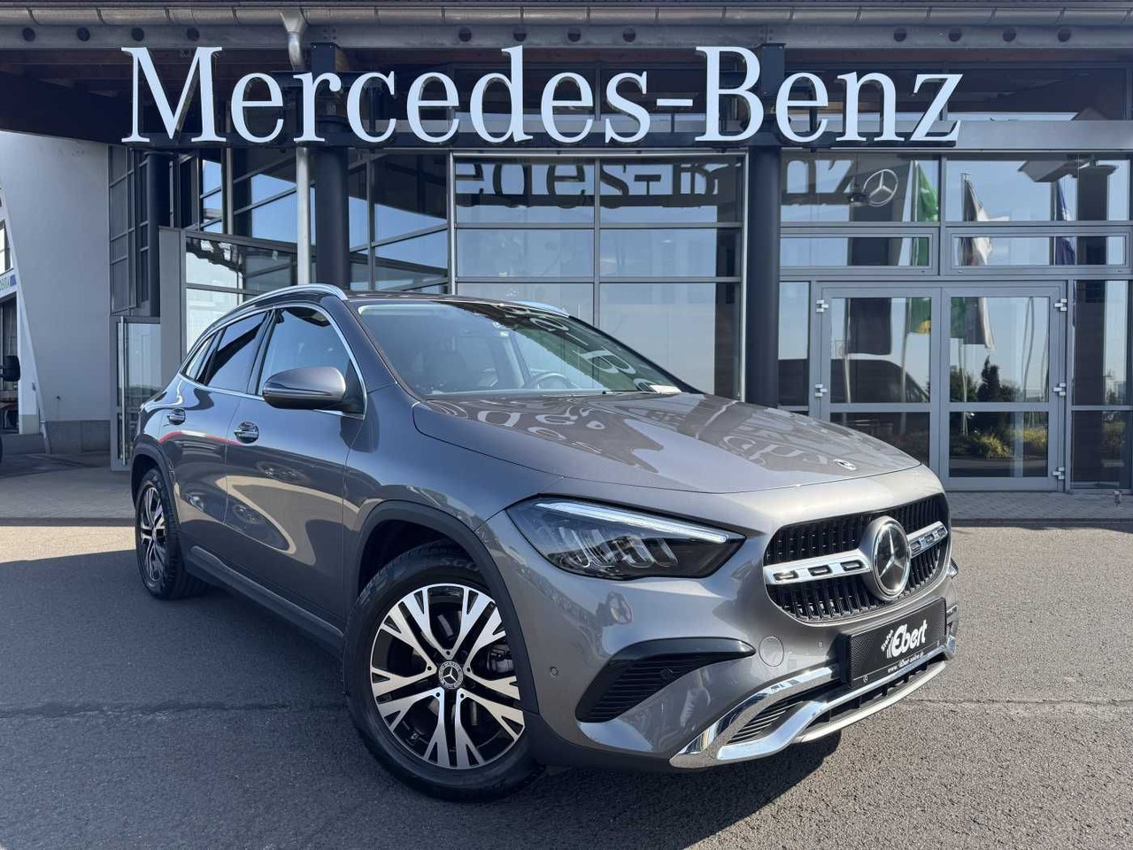 Mercedes-Benz GLA 200d 4M Progressive+Distr+Ambiente+Offroad - SUV: fotoğraf 1 Mercedes-Benz GLA 200d 4M Progressive+Distr+Ambiente+Offroad - SUV: fotoğraf 1