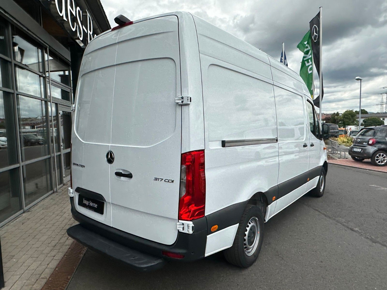 Mercedes-Benz Sprinter 317 CDI 3665 9G Klima 360 SHZ Tempomat - Panelvan: fotoğraf 4 Mercedes-Benz Sprinter 317 CDI 3665 9G Klima 360 SHZ Tempomat - Panelvan: fotoğraf 4