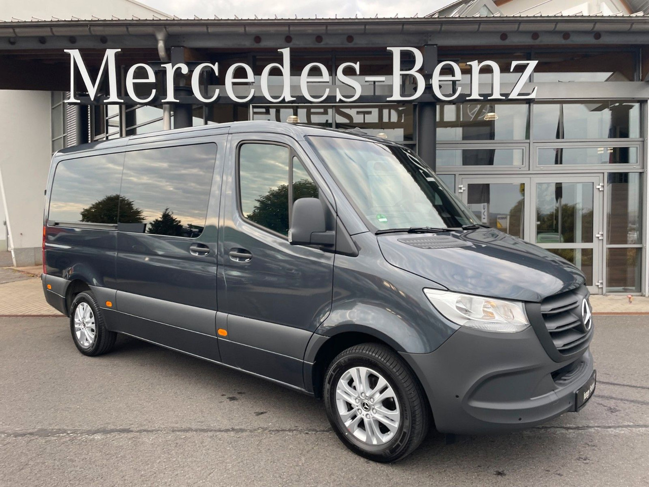 Mercedes-Benz Sprinter 317 CDI Tourer 3665 9G Kamera AHK3,5to - Minivan: fotoğraf 1 Mercedes-Benz Sprinter 317 CDI Tourer 3665 9G Kamera AHK3,5to - Minivan: fotoğraf 1