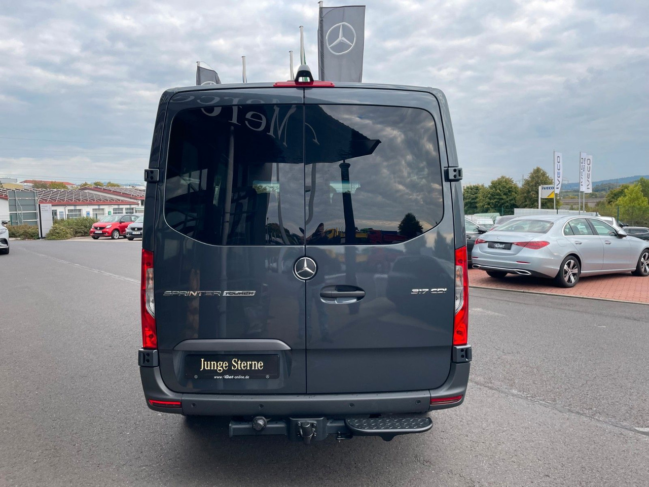 Mercedes-Benz Sprinter 317 CDI Tourer 3665 9G Kamera AHK3,5to - Minivan: fotoğraf 4 Mercedes-Benz Sprinter 317 CDI Tourer 3665 9G Kamera AHK3,5to - Minivan: fotoğraf 4