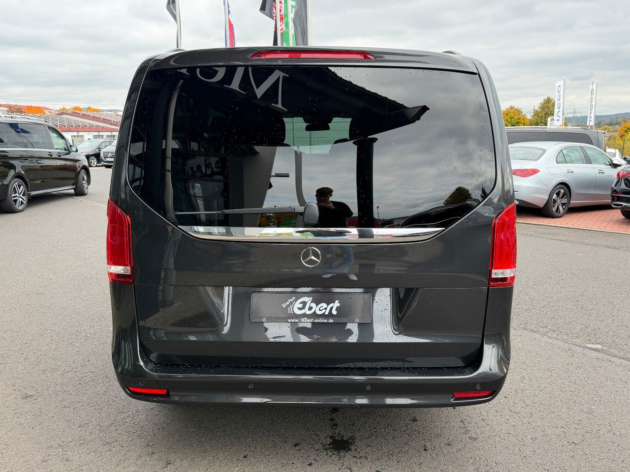 Mercedes-Benz V 250 AVANTGARDE ED AHK Tisch 6Sitze - Station wagon: fotoğraf 5 Mercedes-Benz V 250 AVANTGARDE ED AHK Tisch 6Sitze - Station wagon: fotoğraf 5