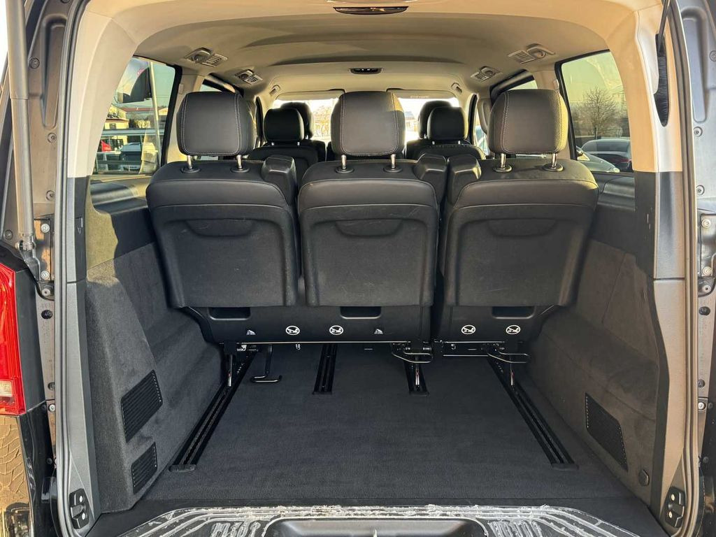 Minibüs, Minivan Mercedes-Benz V 300 d AVA 4MATIC 3430 DISTRONIC AHK2,5 360: fotoğraf 6