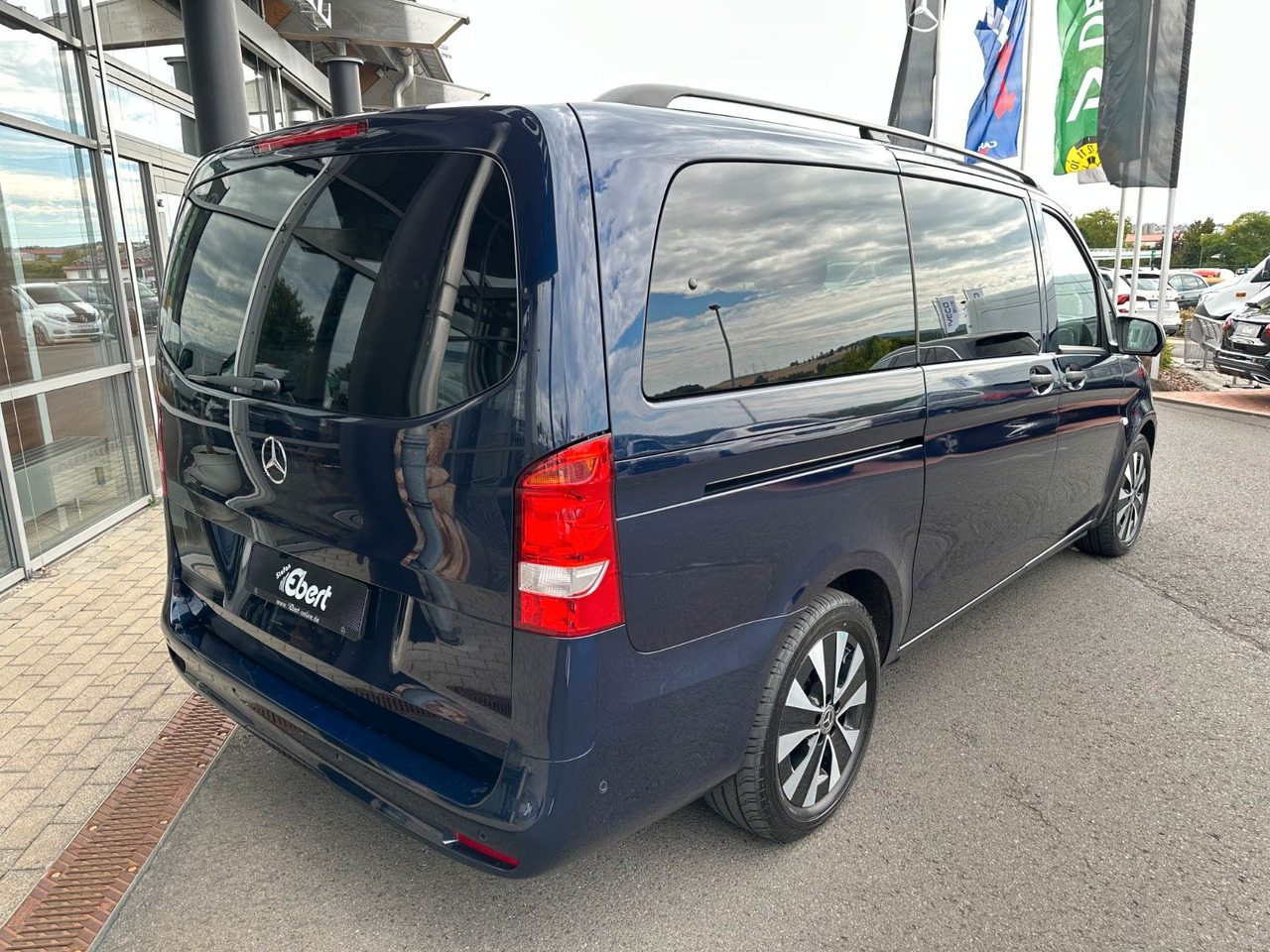 Mercedes-Benz Vito 116 CDI Tourer Pro Liege-Paket Panoramadach - Station wagon: fotoğraf 4 Mercedes-Benz Vito 116 CDI Tourer Pro Liege-Paket Panoramadach - Station wagon: fotoğraf 4