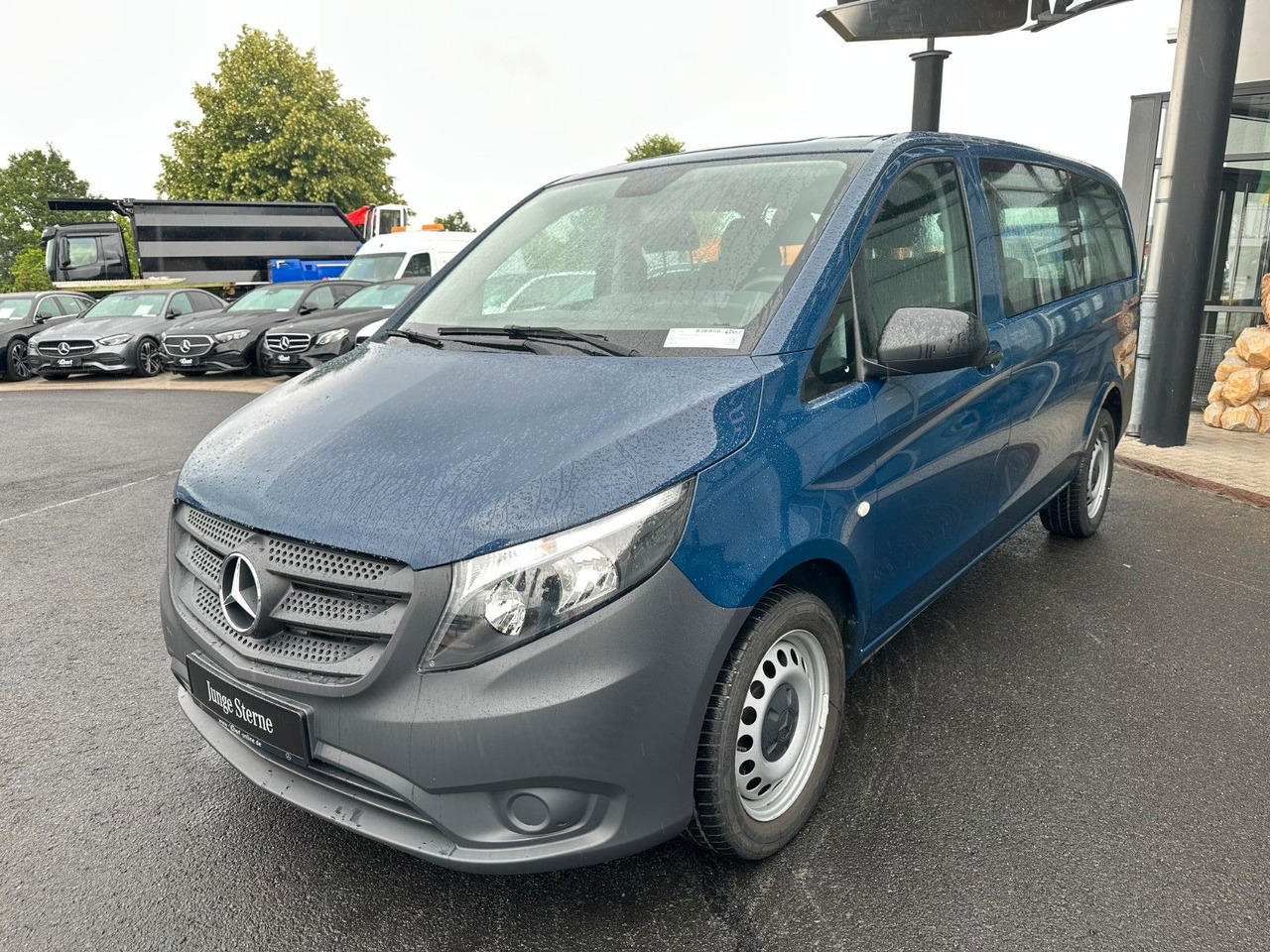 Mercedes-Benz Vito 119 CDI Tourer 3200 Klima AHK Tempomat - Minivan: fotoğraf 3 Mercedes-Benz Vito 119 CDI Tourer 3200 Klima AHK Tempomat - Minivan: fotoğraf 3