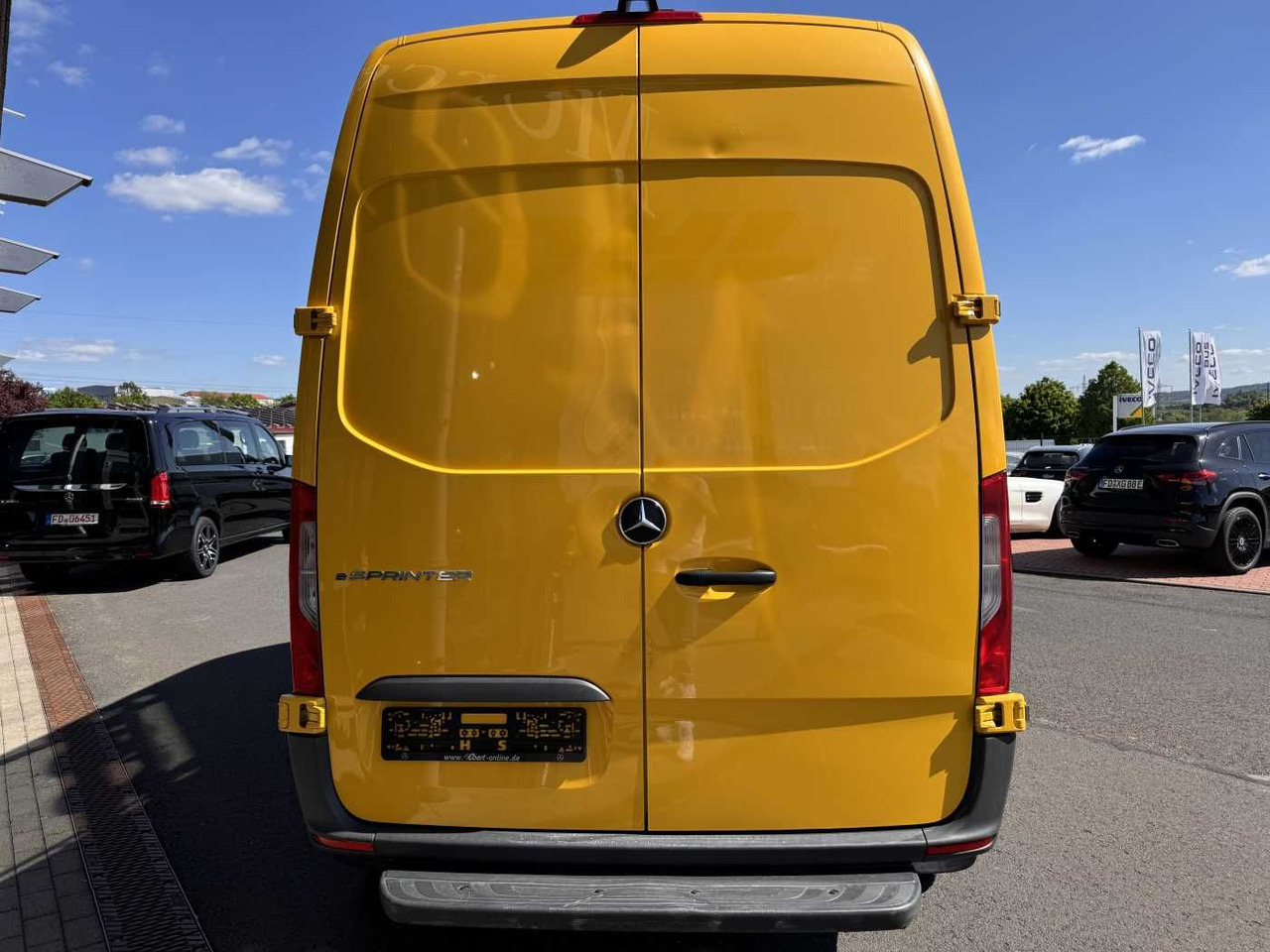 Mercedes-Benz eSprinter 312 KEP-AusbauPaket-Regal Kamera Klima - Panelvan, Elektrikli kamyonet: fotoğraf 4 Mercedes-Benz eSprinter 312 KEP-AusbauPaket-Regal Kamera Klima - Panelvan, Elektrikli kamyonet: fotoğraf 4