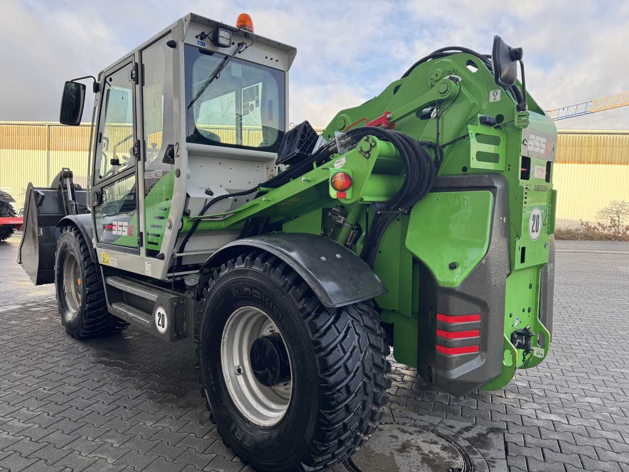 Sennebogen 355 E / Greifschaufel / nur 2.260h! - Teleskopik yükleyici: fotoğraf 5 Sennebogen 355 E / Greifschaufel / nur 2.260h! - Teleskopik yükleyici: fotoğraf 5