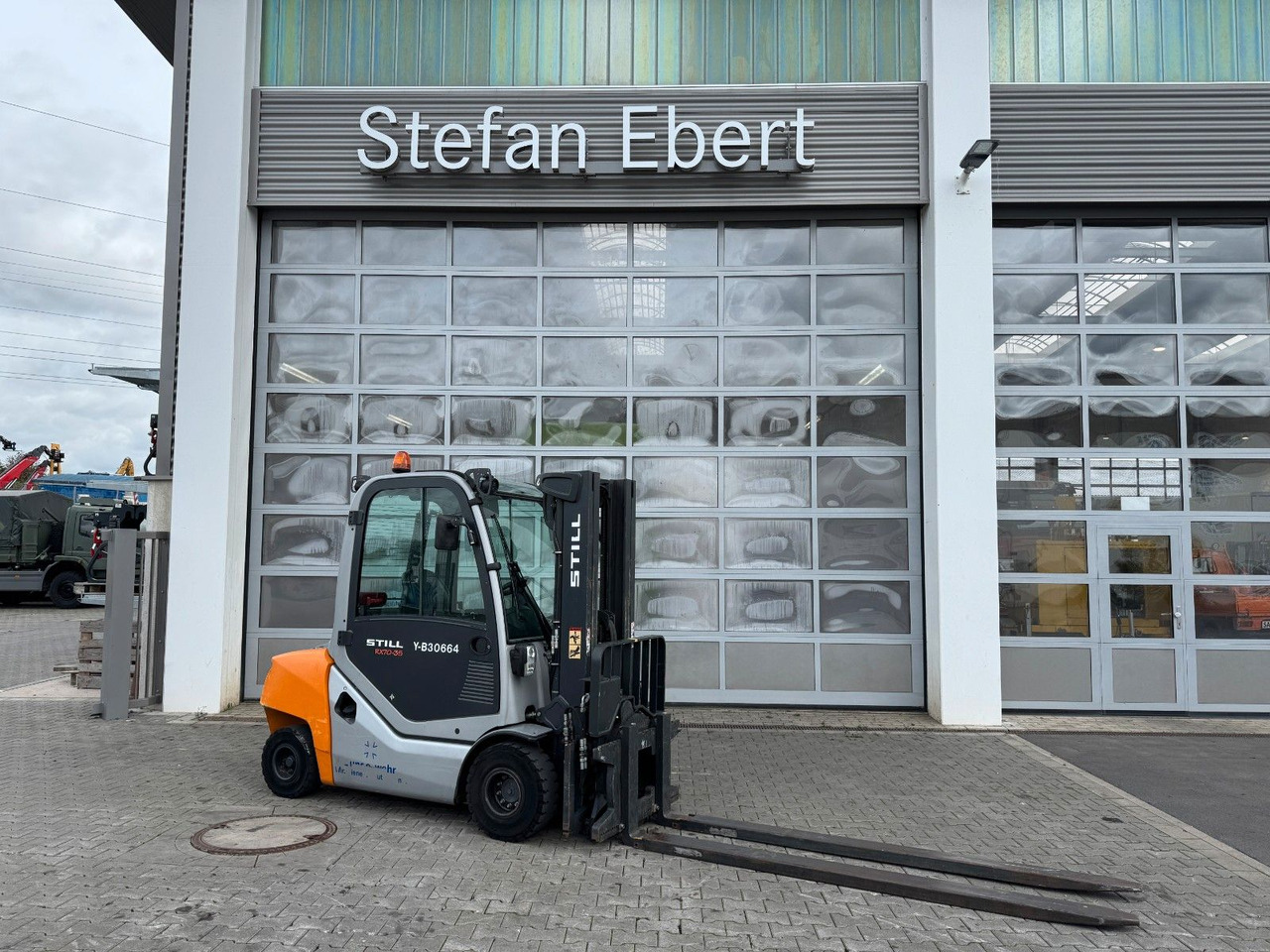 Still RX70-35 / 4.600mm / 1.755h / Drehgerät / SS - Dizel forklift: fotoğraf 1 Still RX70-35 / 4.600mm / 1.755h / Drehgerät / SS - Dizel forklift: fotoğraf 1