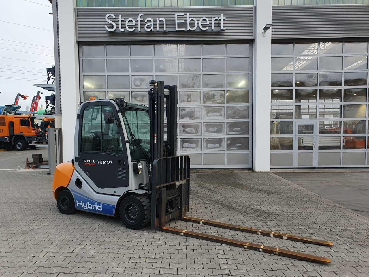 Still RX70-35 / Duplex: 3.50m / nur 2.470h! / SS - Dizel forklift: fotoğraf 1 Still RX70-35 / Duplex: 3.50m / nur 2.470h! / SS - Dizel forklift: fotoğraf 1
