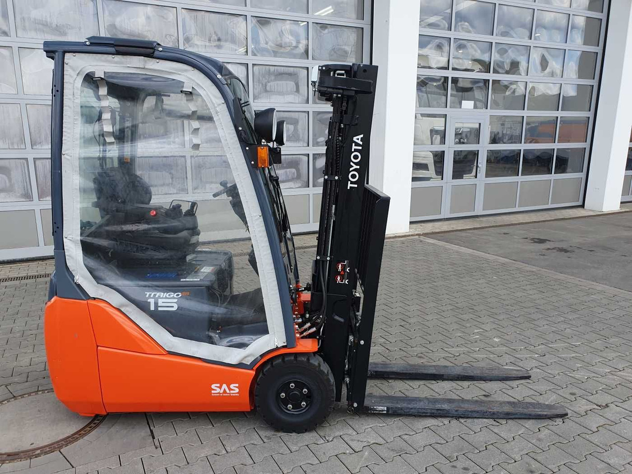 Toyota 8FBET15 / Triplex: 4.30m / nur 393h! / SS - Elektrikli forklift: fotoğraf 3 Toyota 8FBET15 / Triplex: 4.30m / nur 393h! / SS - Elektrikli forklift: fotoğraf 3