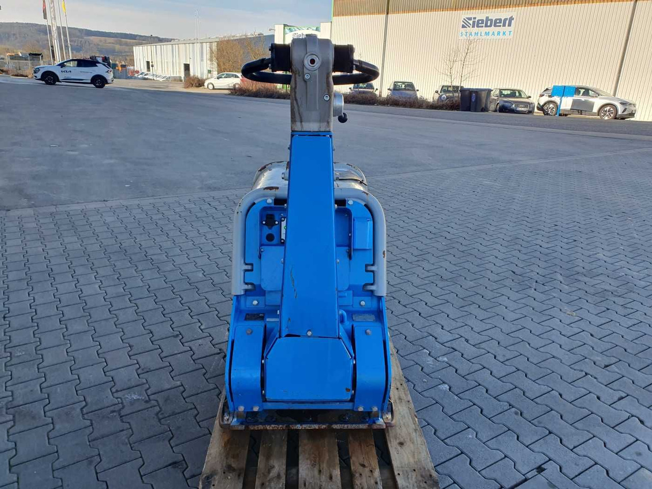 Weber CR 8 Hatz-Diesel 601kg Rüttelplatte 117 h - Titreşimli kompaktör: fotoğraf 4 Weber CR 8 Hatz-Diesel 601kg Rüttelplatte 117 h - Titreşimli kompaktör: fotoğraf 4