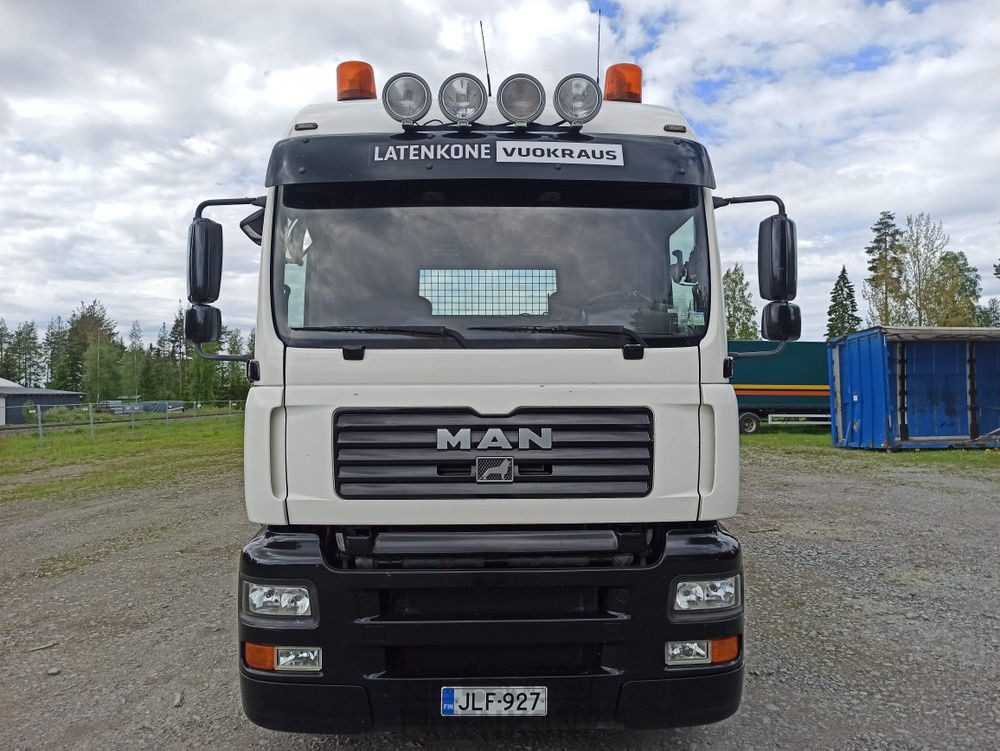 MAN TGA 6x2 koneenkuljetusauto - Araba taşıyıcı kamyon: fotoğraf 2 MAN TGA 6x2 koneenkuljetusauto - Araba taşıyıcı kamyon: fotoğraf 2