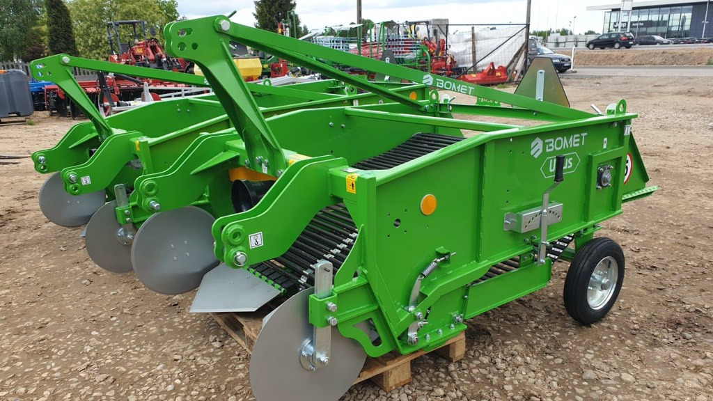 2-row Conveyor Digger Bomet Upus Z656/2 - Patates hasat makinesi: fotoğraf 1 2-row Conveyor Digger Bomet Upus Z656/2 - Patates hasat makinesi: fotoğraf 1