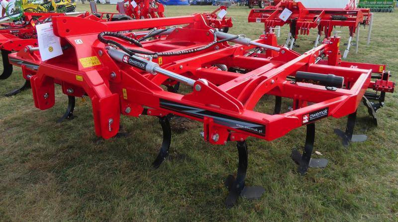 Awemak hydraulic foldable no-till cultivator Matador M42, 4.2 m - Kültivatör: fotoğraf 1 Awemak hydraulic foldable no-till cultivator Matador M42, 4.2 m - Kültivatör: fotoğraf 1