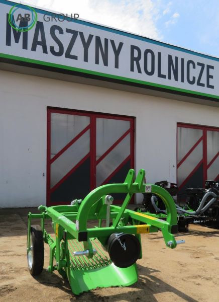 Bomet Ursa Z655/1 vibrating potato digger with rear discharge – available immediately - Patates hasat makinesi: fotoğraf 1 Bomet Ursa Z655/1 vibrating potato digger with rear discharge – available immediately - Patates hasat makinesi: fotoğraf 1