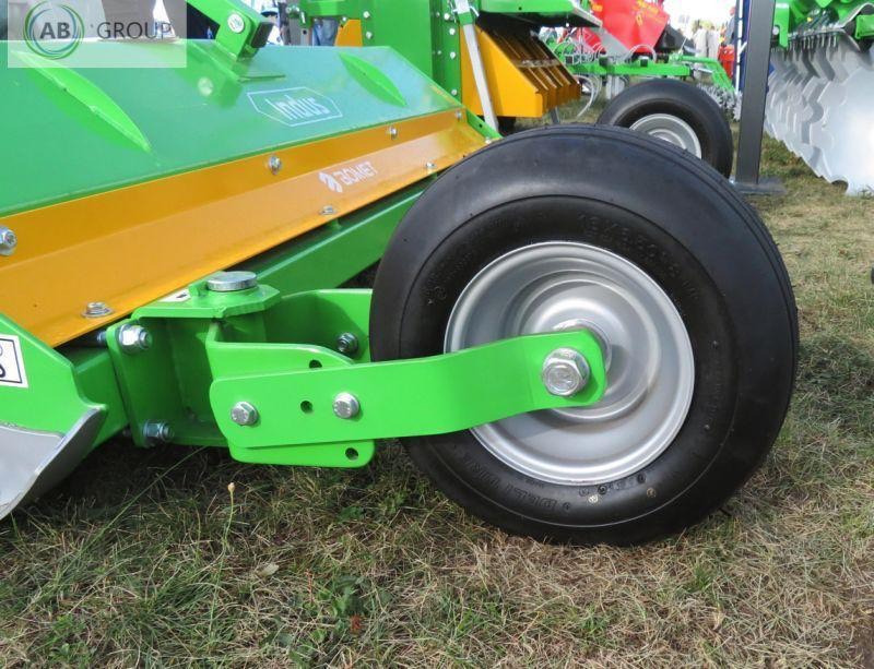 Bomet flail mower Indus Z317 with wheels, 1.4 m - Sap parçalama makinası: fotoğraf 2 Bomet flail mower Indus Z317 with wheels, 1.4 m - Sap parçalama makinası: fotoğraf 2