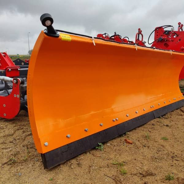 Inter-tech Snow plough 2,6m straight - ON STOCK - Kar küreme bıçağı - Tarım araçları: fotoğraf 1 Inter-tech Snow plough 2,6m straight - ON STOCK - Kar küreme bıçağı - Tarım araçları: fotoğraf 1