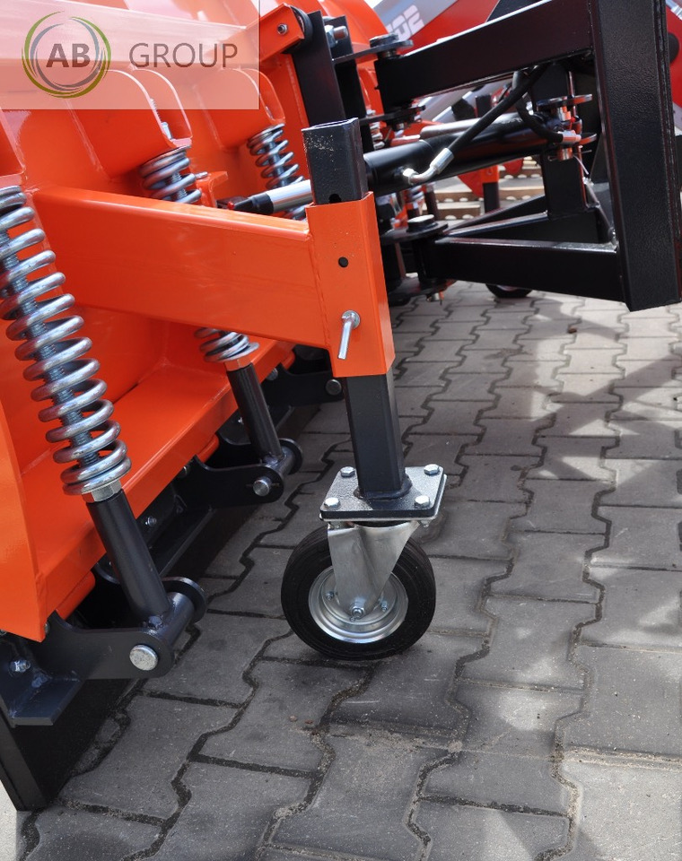 Metal-Technik snow plow 3.0 m category II - Kar küreme bıçağı - Tarım araçları: fotoğraf 2 Metal-Technik snow plow 3.0 m category II - Kar küreme bıçağı - Tarım araçları: fotoğraf 2