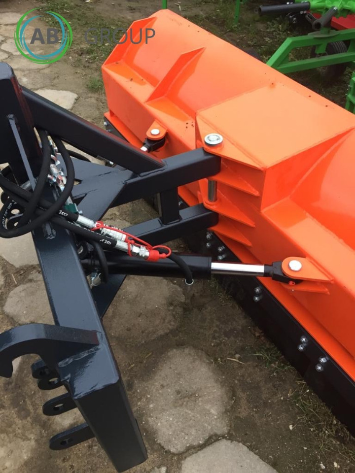 Metal-Technik straight snow plow 2m - Kar küreme bıçağı - Tarım araçları: fotoğraf 2 Metal-Technik straight snow plow 2m - Kar küreme bıçağı - Tarım araçları: fotoğraf 2