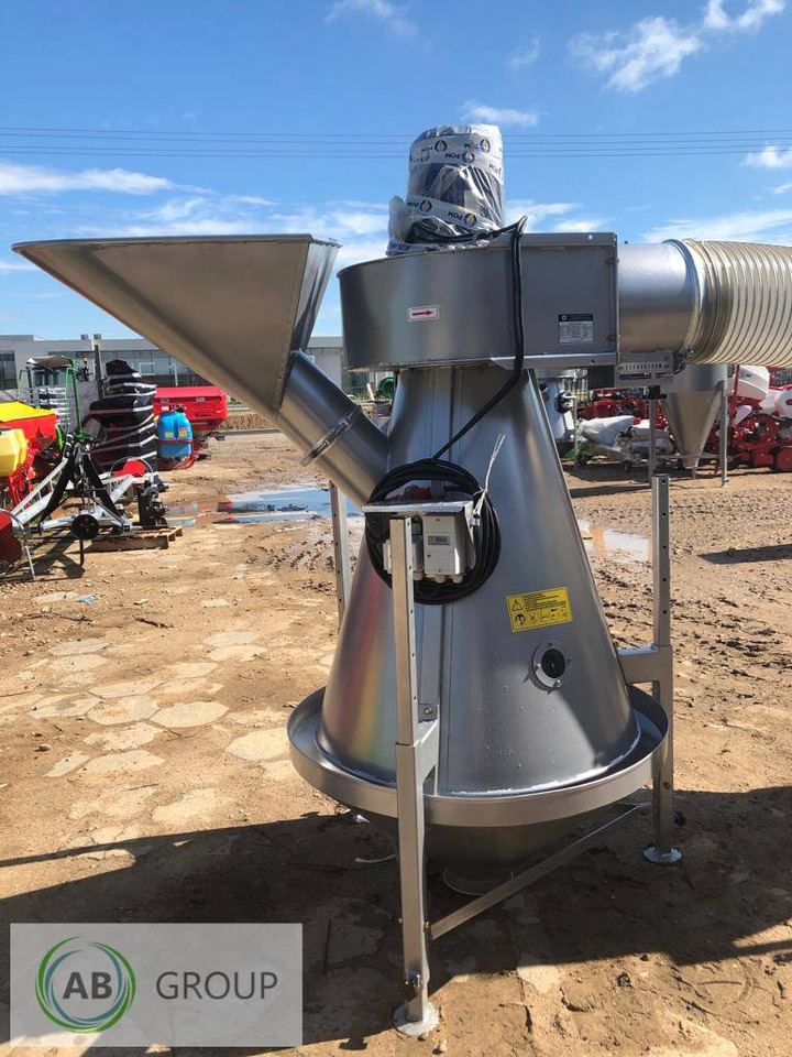 POM Augustów grain separator M502/1 - on stock! - Çöp sasörü: fotoğraf 2 POM Augustów grain separator M502/1 - on stock! - Çöp sasörü: fotoğraf 2