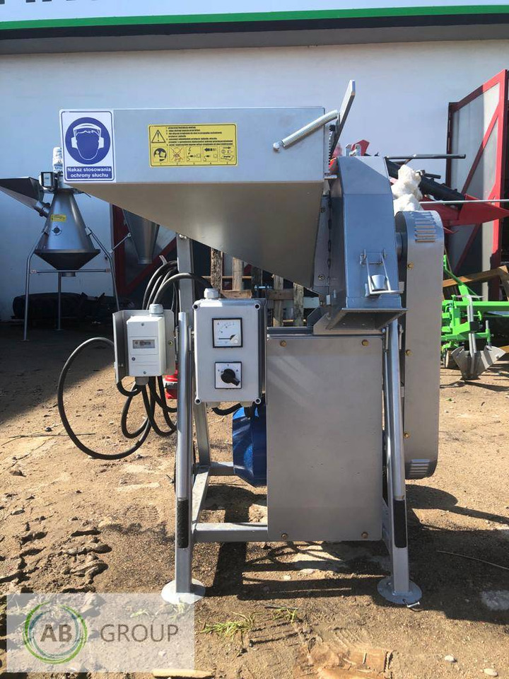 POM Augustów grain shredder H115/1 - Hasat sonrası ekipman: fotoğraf 1 POM Augustów grain shredder H115/1 - Hasat sonrası ekipman: fotoğraf 1