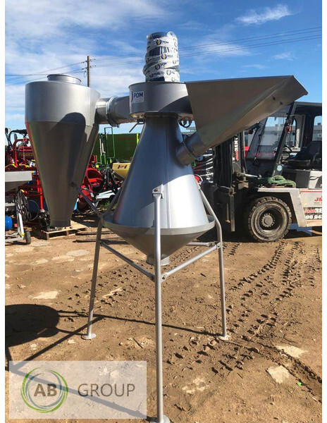 Pom Augustów separator ziarna M502 - Çöp sasörü: fotoğraf 4 Pom Augustów separator ziarna M502 - Çöp sasörü: fotoğraf 4