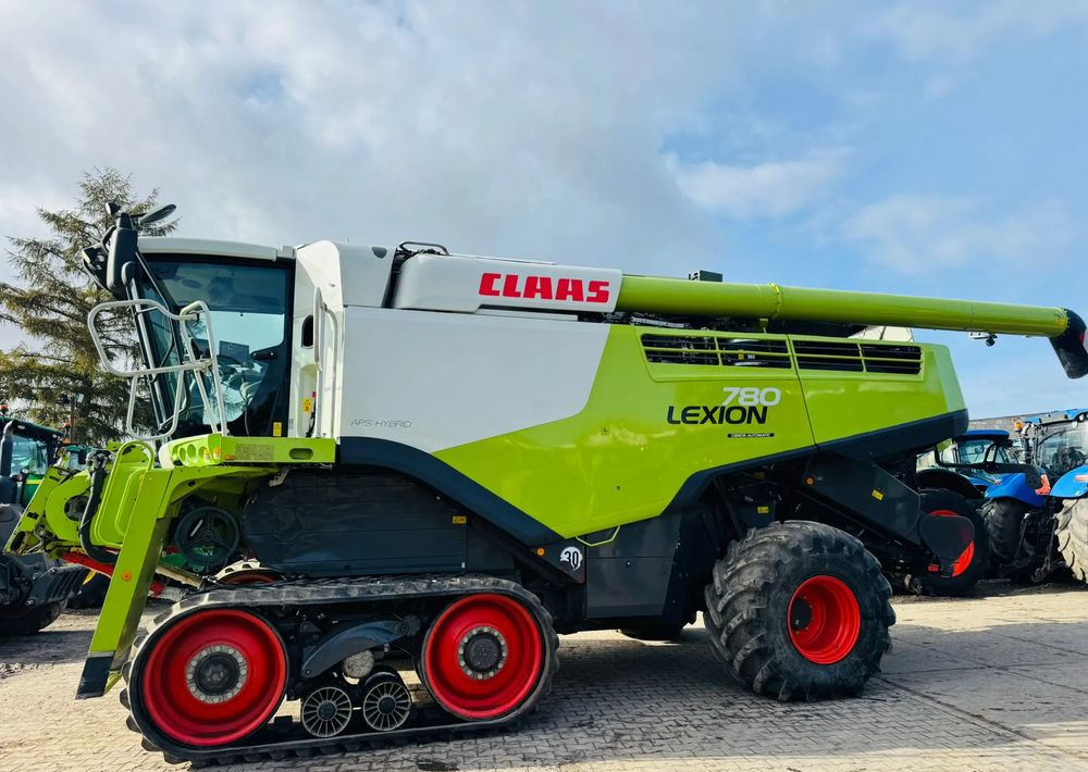 Claas Lexion 780 TT - Biçerdöver: fotoğraf 1 Claas Lexion 780 TT - Biçerdöver: fotoğraf 1