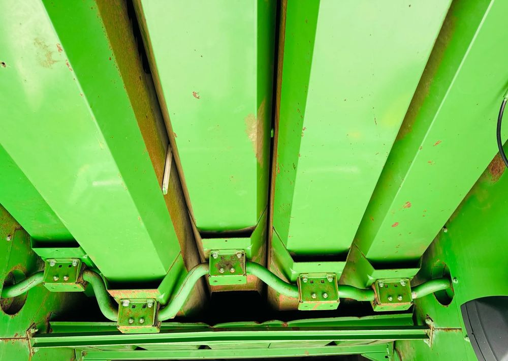 Biçerdöver John Deere 2254: fotoğraf 20